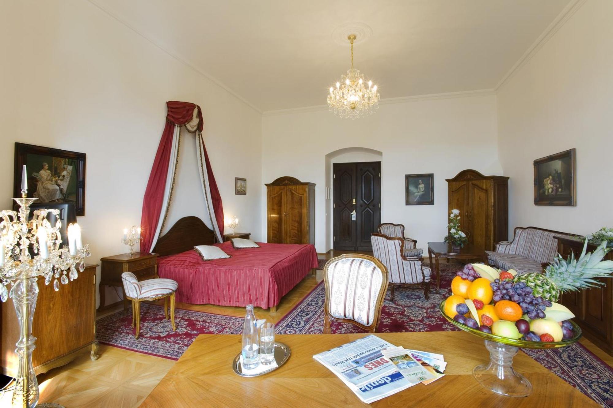 Hotel Stekl Hluboka nad Vltavou Room photo